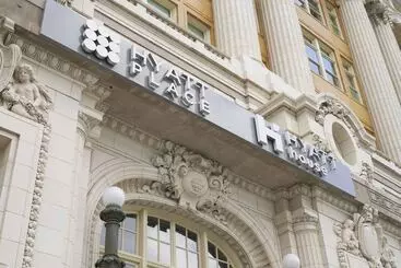 هتل Hyatt House Chicago Medical/university District