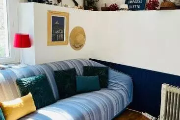 تختخواب و صبحانه Les Nuits D été Niolon