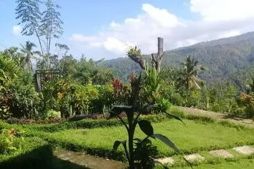 Pensjonat Aris Homestay And Warung Made