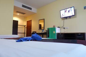 Отель Ao Nang Baan Suan Resort