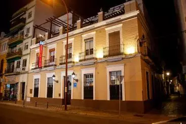 Majatalo Noches En Triana