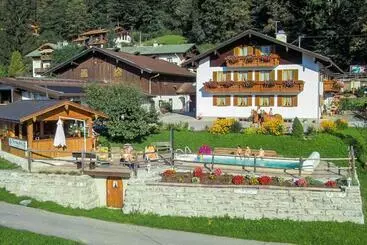 هتل Ferienwohnung Triembachhof