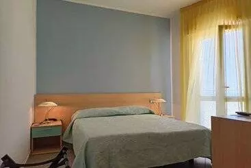 בית מלון כפרי Ariston Imperial