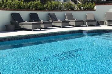 ホテル La Barbarie