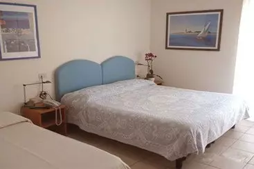 Отель La Roccia