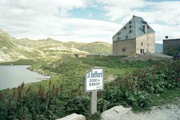 فندق Ospizio San Gottardo