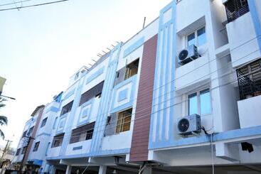 Hotelli Kiruba Castle