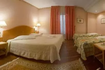 Hotell Lory & Ristorante Ferraro