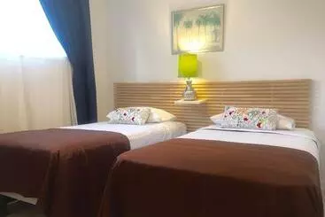 Hotel The Inn On College