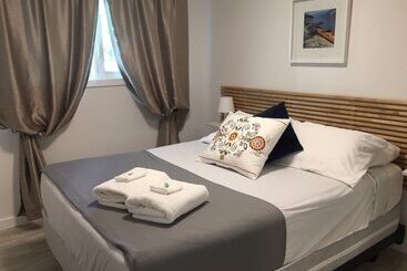 בית מלון כפרי The Inn On College