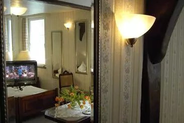 ホテル Graf Rolshausen