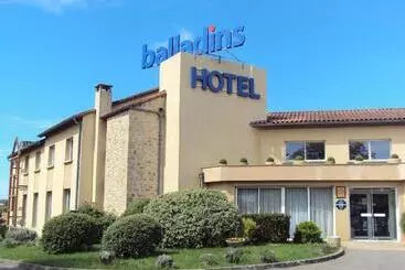 בית מלון כפרי Inspiration By Balladins Villefranche De Rouergue