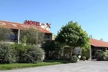 Hotell Hôtel Restaurant La Belle Poule Contact