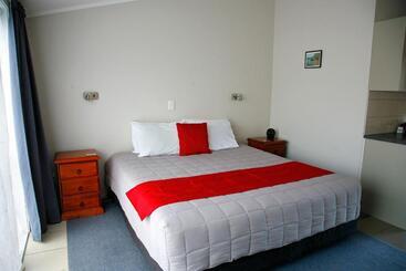 فندق على الطريق Touchwood Motor Lodge