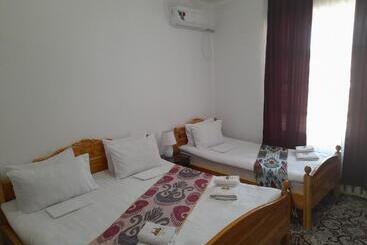 Boutique Hotel Parvina