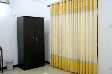 Pensió Sigiri Regal Residence