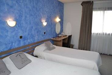 شاليه Logis Hotel Noemys Gradignan