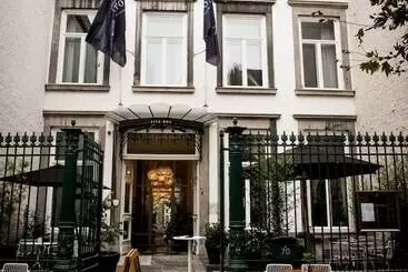 Fitz Roy Urban Hotel, Bar And Garden