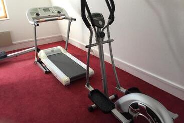 Отель Kyriad Laon