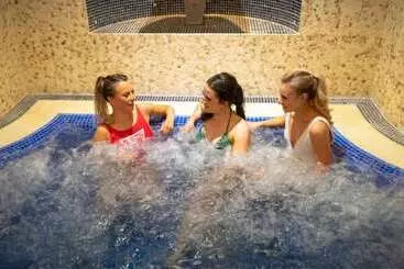 The Villa Rose Hotel & V Spa