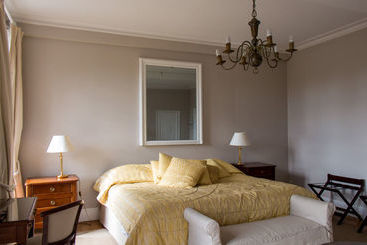 Отель St Valery Sur Somme   Château De Noyelles   Maison De Vacances