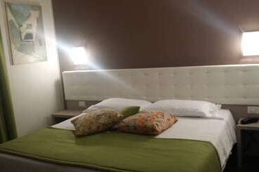 Отель Saint Pierre