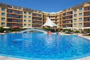 Pollo Resort