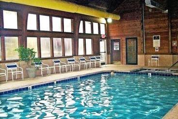 Rumbling Bald Resort