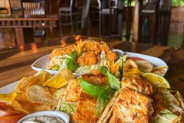 Copa De Arbol Beach & Rainforest Resort