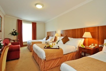 فندق Broadhaven Bay