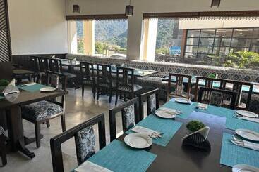 فندق Dewa Retreat A Himalayan Boutique