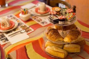 هتل L Hôtel Du Terreau Logis De France