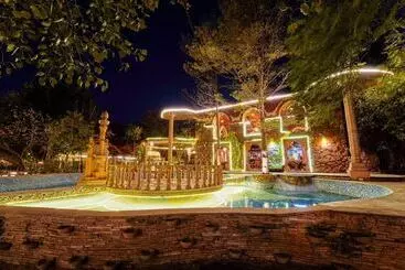 Hôtel Lohagarh Fort Resort