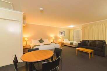 モーテル Harbour Sails Motor Inn