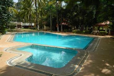 هتل Fantasy Golf Resort