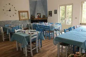 ホテル Azienda Agrituristica S Argalasi B&b Affittacamere Loc S Argalasi Austis