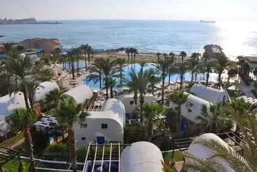 هتل Pangea Beach Resort