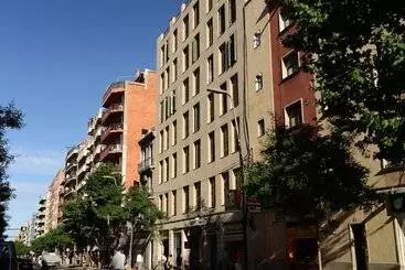 Апартаменты Pierre & Vacances Barcelona Sants