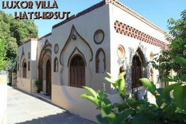 تختخواب و صبحانه Luxor Villa Hatshepsut