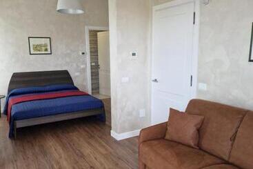 B&b A Due Passi Dal Lago