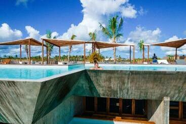 هتل Bamboo Zanzibar