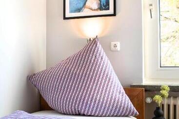 Отель Garni Moers