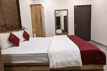 カプセルホテル And Villa Samarth Palace