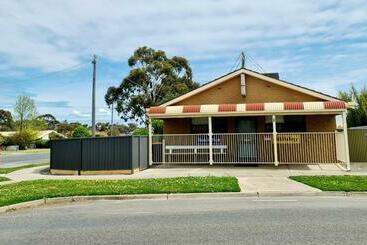 The Corner Store B&b