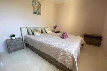 هتل آپارتمان Nm Residence