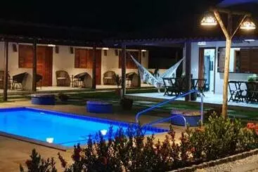 ペンション Belladora Pousada