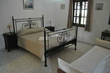 آپارتمان Paros Eden Park