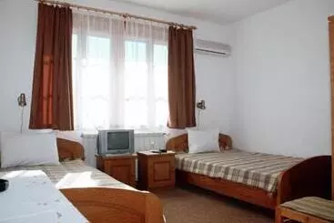 ペンション престиж