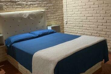 بنسيون Habitaciones Amplias Con Baño Y Garage Privado Motel Coloso