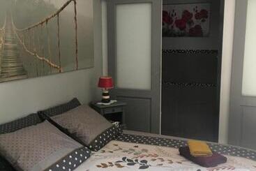 بنسيون Chambre Sur Jardin Secret   Avignon Centre   Climatisée